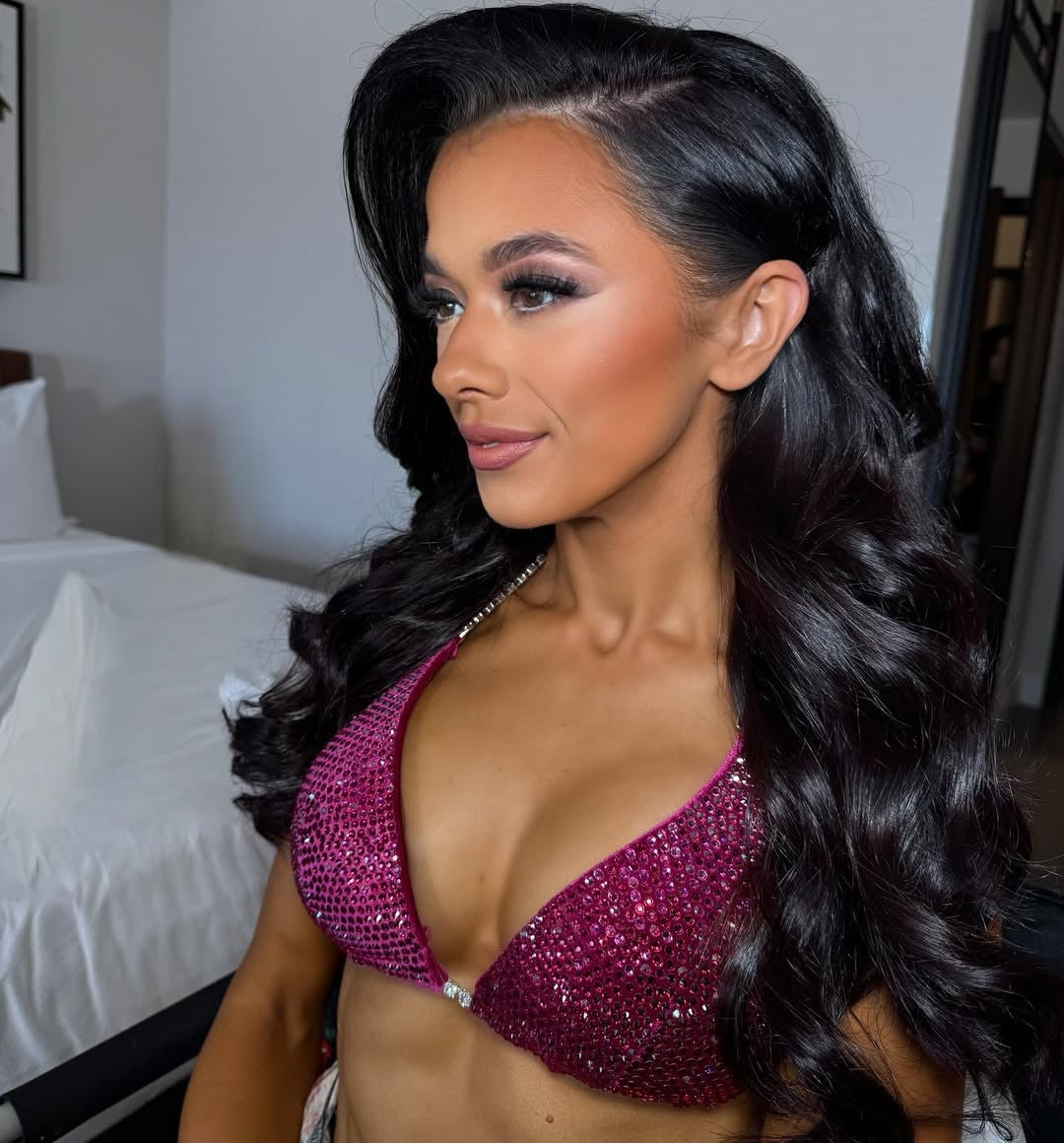 Commissioned Ombre - Velvet Magenta (CD-006)